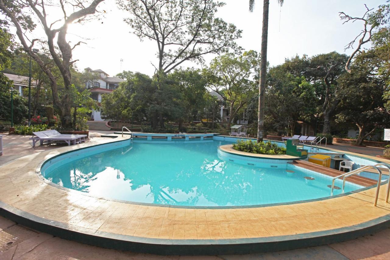 Usha Ascot Hotel Matheran Bagian luar foto